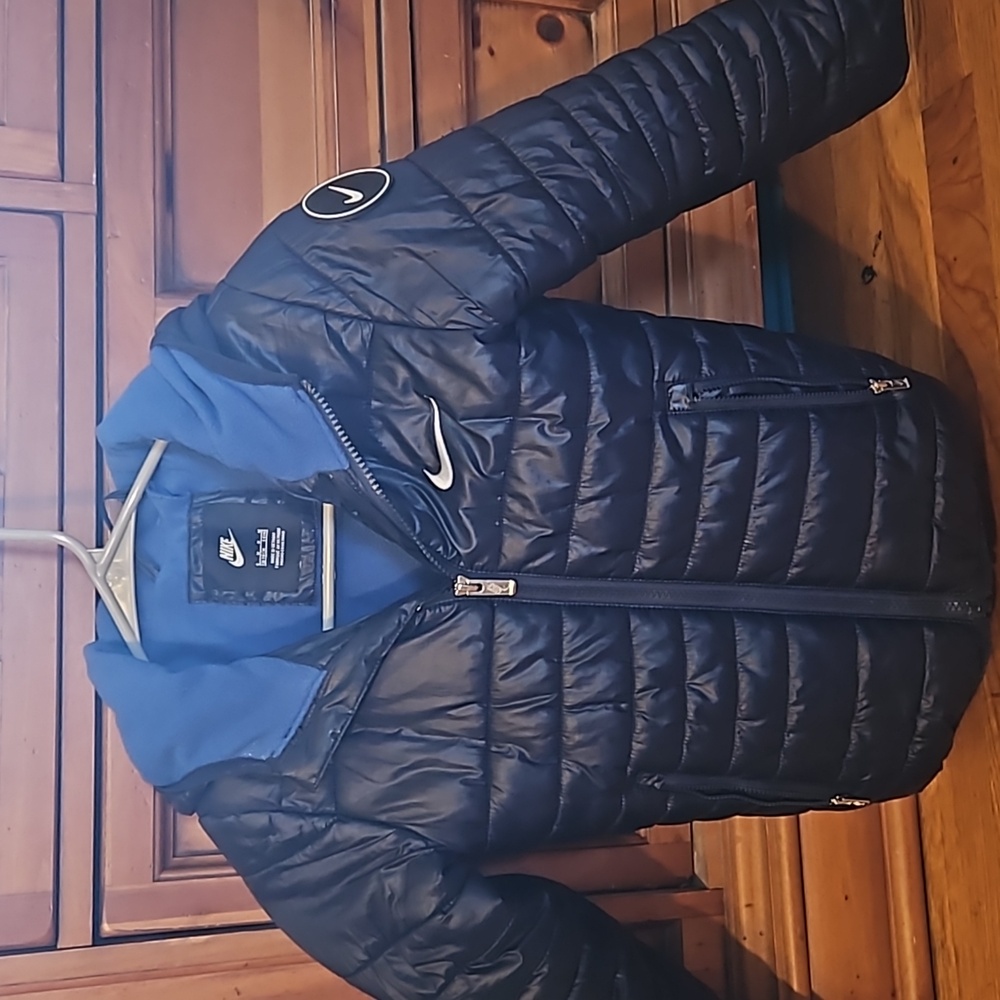 Kids nike puffer coat